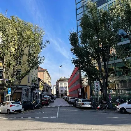 Cozy Flat Mins Walk To Navigli And Metro Porta Genova-2